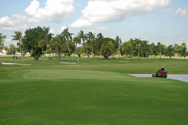 Golf Course Maintenance in Powell