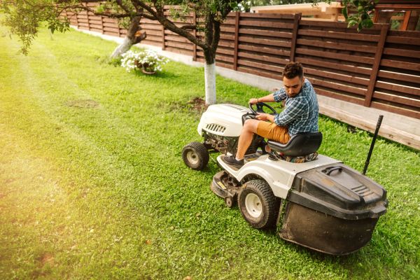 Industrial Lawn Mowing in Powell